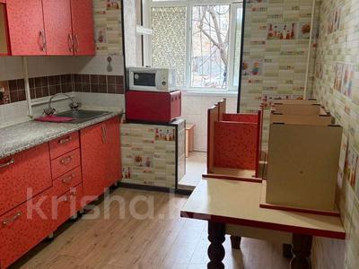 4-комнатная квартира · 75 м² · 1/5 этаж, Верхный Отырар 31 а — Рыскулаова за 200 000 〒 в Шымкенте, Енбекшинский р-н