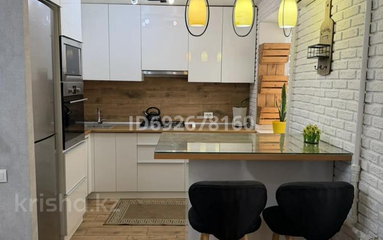 4-комнатная квартира · 80 м² · 4/4 этаж, мкр Тастак-2, Бородина 10 — Тлендиева Райымбека за 400 000 ₸ в Алматы, Алмалинский р-н — фото 16