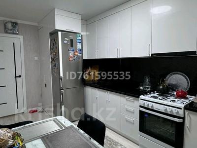 Пәтерлер в Костанайской обл.: 3-бөлмелі пәтер · 70 м² · 10/10 қабат, 8-й микрорайон, 8 микрорайон 3, бағасы: 27.5 млн 〒 3-бөлмелі пәтер · 70 м² · 10/10 қабат, 8-й микрорайон, 8 микрорайон 3, бағасы: 27.5 млн 〒 в Костанае