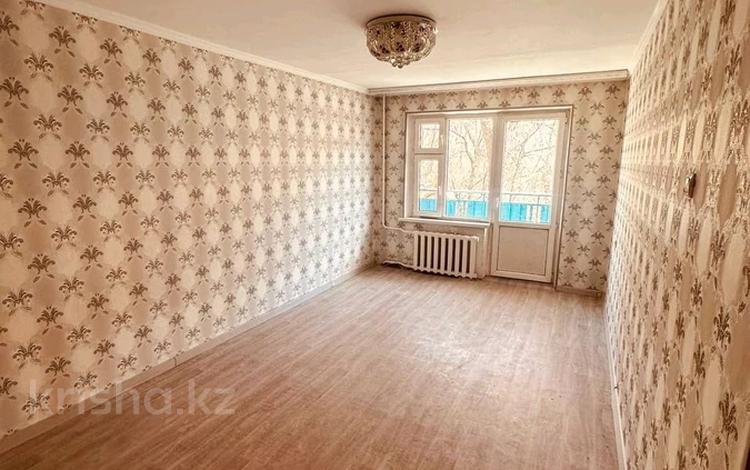 1-комнатная квартира, 31 м², 2/5 этаж, 5мкр за 9.4 млн 〒 в Талдыкоргане, мкр Самал — фото 2