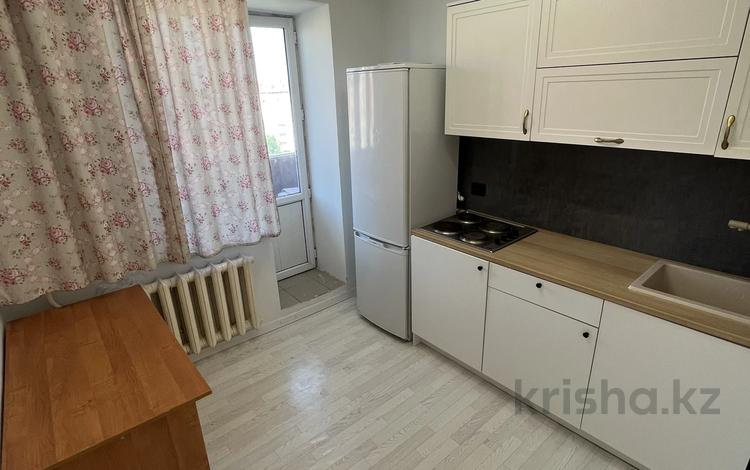 1-комнатная квартира, 32 м², 8/10 этаж, Шакарим Кудайбердыулы 24