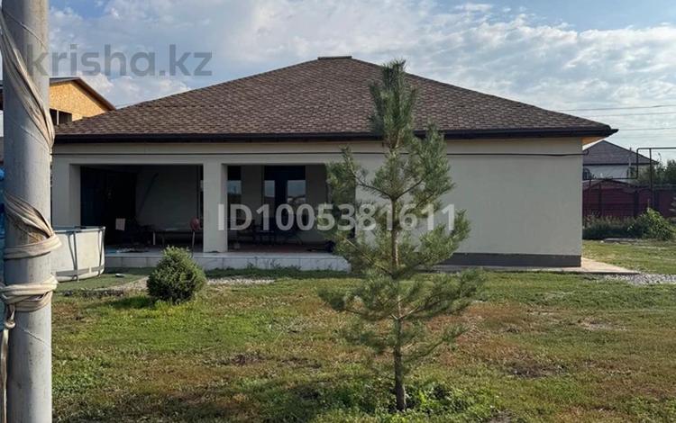 Отдельный дом · 4 комнаты · 140 м² · 4 сот., Рахим Дюсебаева 25 — Алатауская трасса за 70 млн ₸ в Туздыбастау (Калинино) — фото 2