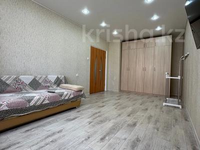 Продажа квартир в Западно-Казахстанской обл.: 1-комнатная квартира · 40 м² · 2/9 этаж, Самал 99/1 за 17 млн 〒 1-комнатная квартира · 40 м² · 2/9 этаж, Самал 99/1 за 17 млн 〒 в Уральске