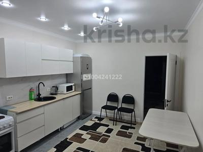 2-бөлмелі пәтер · 63 м² · 7/12 қабат, мкр Алгабас, Омарова 7 — Аккенттің қасында, бағасы: 300 000 〒 в Алматы, Алатауский р-н