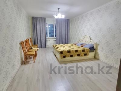 Пәтерлер в Алматы: 3-бөлмелі пәтер · 90 м² · 11/16 қабат, мкр Шугыла, Жуалы 19, бағасы: 270 000 〒 3-бөлмелі пәтер · 90 м² · 11/16 қабат, мкр Шугыла, Жуалы 19, бағасы: 270 000 〒 в Алматы, Наурызбайский р-н