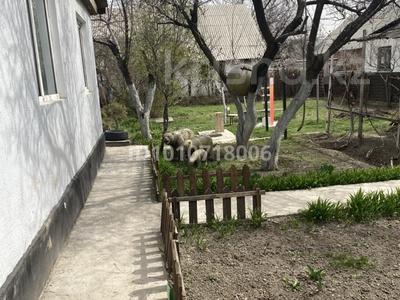 Отдельный дом · 10 комнат · 260 м² · 8 сот., мкр Айгерим-2 за 65 млн ₸ в Алматы, Алатауский р-н