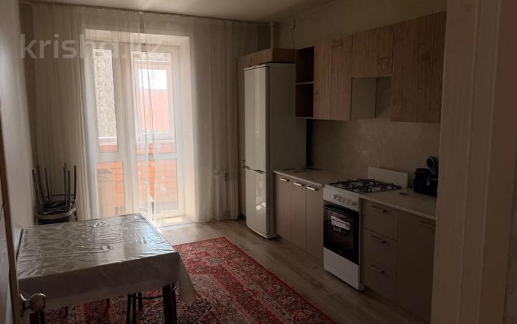 2-комнатная квартира · 65 м² · 3/9 этаж, Береке 64 за 230 000 ₸ в Костанае — фото 2