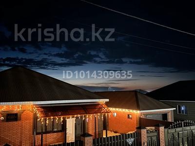 Жеке үй · 4 бөлме · 150 м² · 10 жүзд., Талапкер 83, бағасы: 47 млн ₸ в Актобе, жилой массив Акжар-2