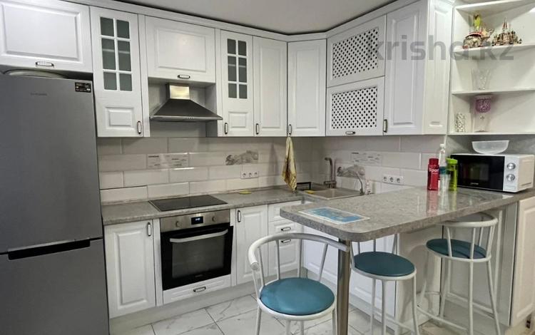 3-комнатная квартира · 72.4 м² · 8/10 этаж, Сокпакбаева 4 за 43.5 млн ₸ в Астане, Сарыарка р-н — фото 2