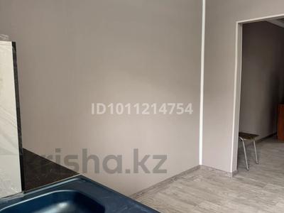 Жеке үй · 2 бөлме · 35 м², Жумабаева 222 — Жумабаева, сельская, бағасы: 100 000 〒 в Алматы, Жетысуский р-н