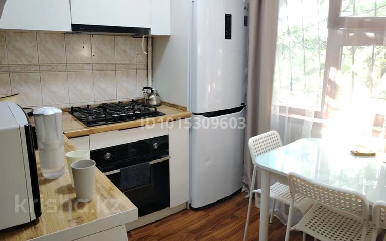 3-комнатная квартира · 58 м² · 4/4 этаж, мкр №1 12 за 36.5 млн ₸ в Алматы, Ауэзовский р-н — фото 2