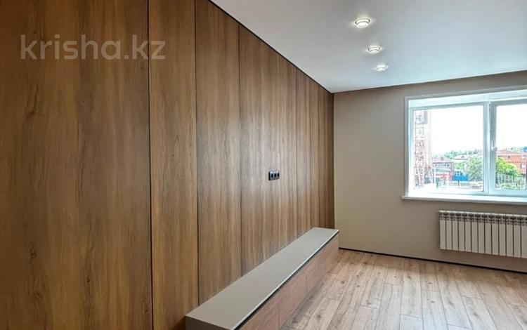 2-бөлмелі пәтер · 65 м² · 3/9 қабат, Кенесары 64, бағасы: 30 млн ₸ в Кокшетау — фото 2