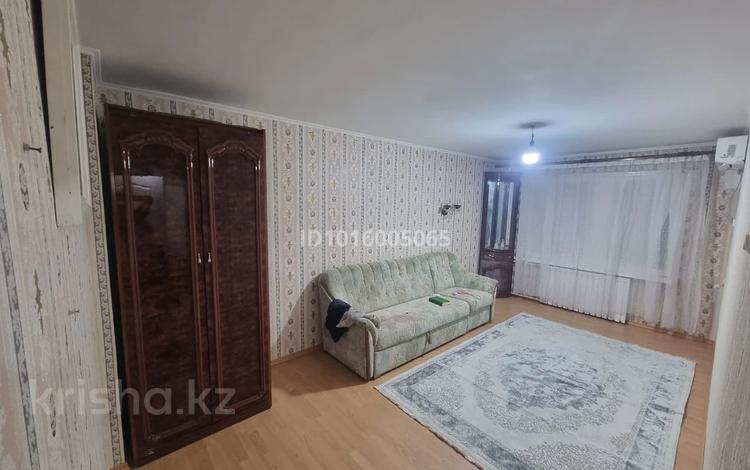1-бөлмелі пәтер · 32 м² · 2/5 қабат, Центральный ш/а., Центральный 7 18, бағасы: 150 000 ₸ в Атырау, мкр Центральный — фото 2
