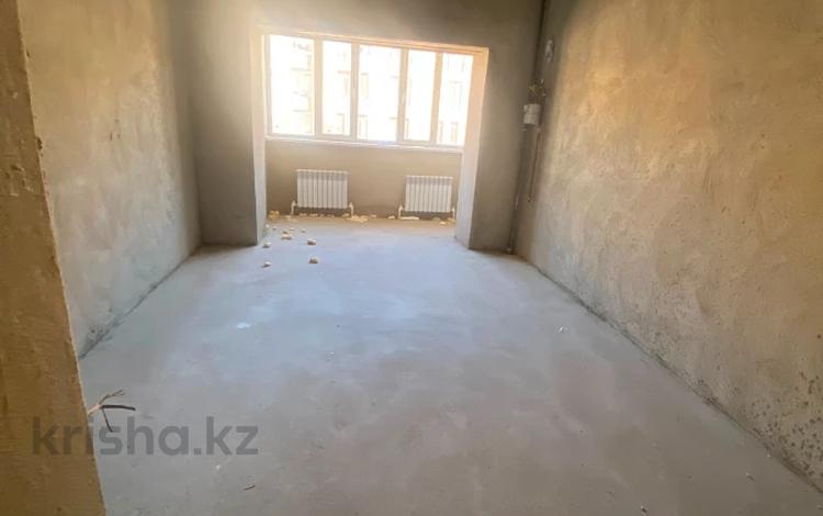 2-бөлмелі пәтер · 66.7 м² · 3/5 қабат, Алтын орда ш/а., бағасы: 18 млн ₸ в Актобе, мкр. Алтын орда — фото 2