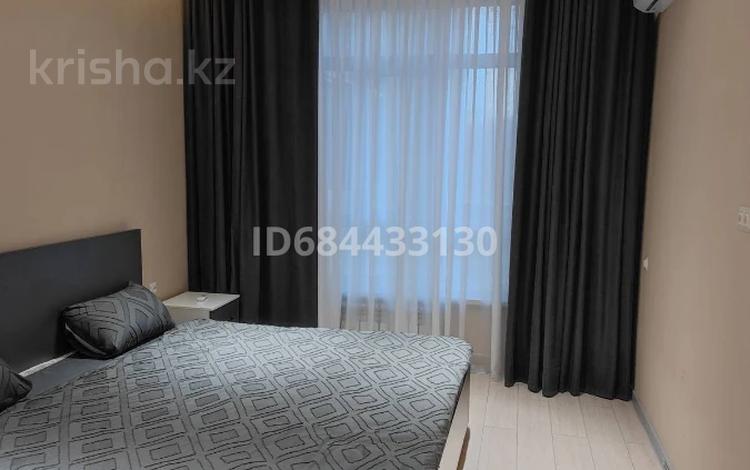 2-комнатная квартира, 60 м² посуточно, Тажибаевой 157 к5 за 20 000 〒 в Алматы — фото 2