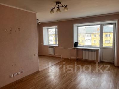 3-комнатная квартира · 61 м² · 5/5 этаж, Абая Кунанбаева 79 за 9.9 млн 〒 в Шахтинске