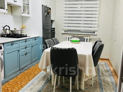 2-комнатная квартира · 60 м² · 5/5 этаж, Желтоксан 3 за 23 млн 〒 в 