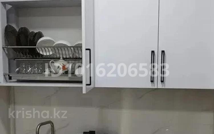 1-комнатная квартира · 40 м² · 1/5 этаж, мкр Восток 20 за 120 000 ₸ в Шымкенте, Аль-Фарабийский р-н — фото 8