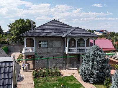 Жеке үй · 9 бөлме · 392 м² · 18 жүзд., Көктөбе ш/а., Талгата Бигельдинова 13 — ВОАД, Кок-Тобе, бағасы: 540 млн ₸ в Алматы, Медеуский р-н