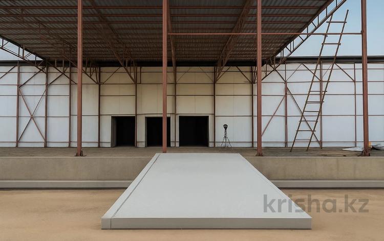 Свободное назначение, офисы, склады · 6500 м² за ~ 16.3 млн 〒 в  — фото 2