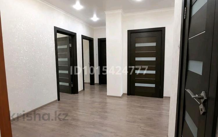 3-комнатная квартира · 90.2 м² · 5/10 этаж, мкр Жана Орда 9 — хуторок, инвиво, алтындар за 28.5 млн ₸ в Уральске — фото 4