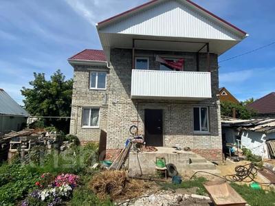 Жеке үй · 5 бөлме · 161 м² · 5 жүзд., Амангельды, бағасы: 41 млн ₸ в Костанае