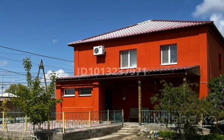 Отдельный дом · 6 комнат · 191.4 м² · 6.6 сот., Горький көшесі 6 — Мектеп №18 за 40 млн ₸ в Атырау — фото 2
