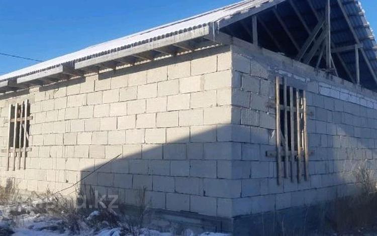 Отдельный дом · 4 комнаты · 140 м² · 9 сот., мкр Кунгей , Мкр Кунгей2 22 за 8 млн 〒 в Караганде, Казыбек би р-н — фото 3