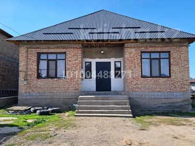 Отдельный дом · 4 комнаты · 140 м² · 4 сот., Новостройка 2559 — Магазин "Бақнұр" за 37 млн 〒 в Кемертогане