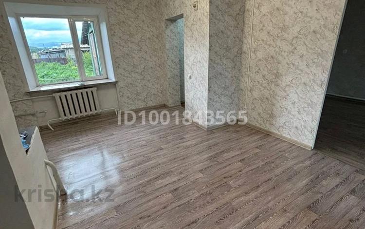 Үйдің бір бөлігі · 2 бөлме · 50 м² · 10 жүзд., Совхозный микрорайон, бағасы: 8.5 млн ₸ в Риддере — фото 4
