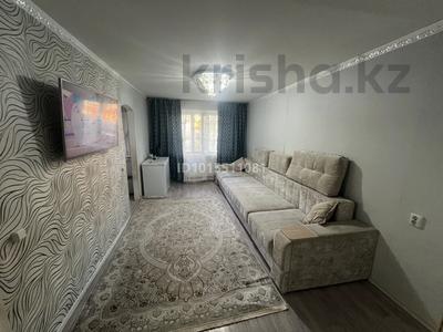 2-комнатная квартира · 44 м² · 1/5 этаж, мкр Юго-Восток, Мкр Юго-Восток Муканова 32 за 20 млн ₸ в Караганде, Казыбек би р-н