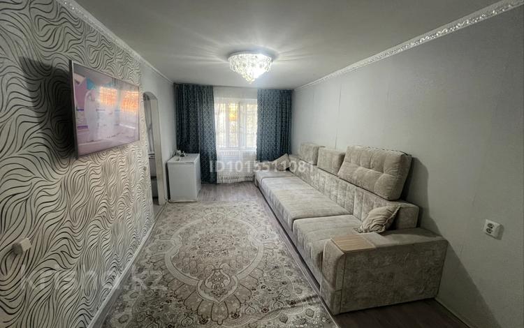 2-бөлмелі пәтер · 44 м² · 1/5 қабат, Юго-Восток ш/а., Мкр Юго-Восток Муканова 32, бағасы: 20 млн ₸ в Караганде, Казыбек би р-н — фото 2