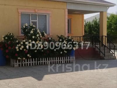 Дача · 6 комнат · 200 м² · 200 сот., Рахат2-Бауыржан Момышұлы 10" А"коше — Центрде орналаскан за 35 млн ₸ в Жанаозен