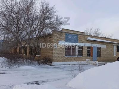 Продажа коммерческой недвижимости в Костанайской обл.: Свободное назначение · 410 м² за 70 млн 〒 Свободное назначение · 410 м² за 70 млн 〒 в Лисаковске