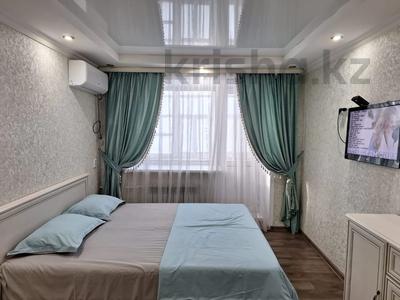 1-комнатная квартира · 50 м² · 2/5 этаж, мкр Новый Город 64 за 13 000 ₸ в Караганде, Казыбек би р-н