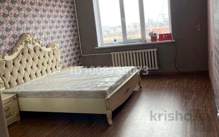 4-комнатная квартира · 118 м² · 2/5 этаж, мкр Астана 19 — Напротив Дубай мангал за 42.5 млн ₸ в Таразе — фото 2