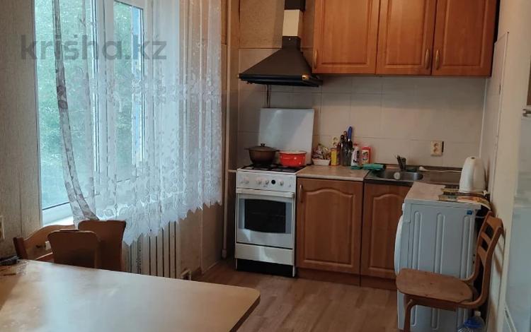 2-комнатная квартира · 38 м² · 2/5 этаж, мкр 8, бр жубановых за 11.7 млн ₸ в Актобе — фото 2