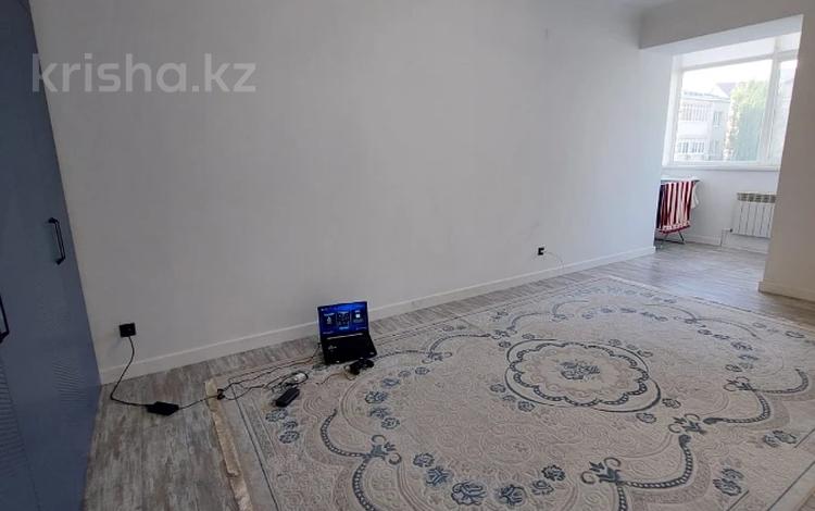 1-комнатная квартира · 40 м² · 4/5 этаж, мкр. Алтын орда, Молдагуловой за 18 млн ₸ в Актобе — фото 2