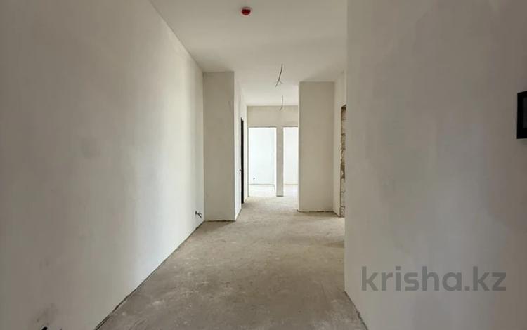 3-бөлмелі пәтер · 119.4 м² · 1/8 қабат, Серкебаева 21 — Первая линия набережной, бағасы: 55 млн ₸ в Астане, Сарыарка р-н — фото 2