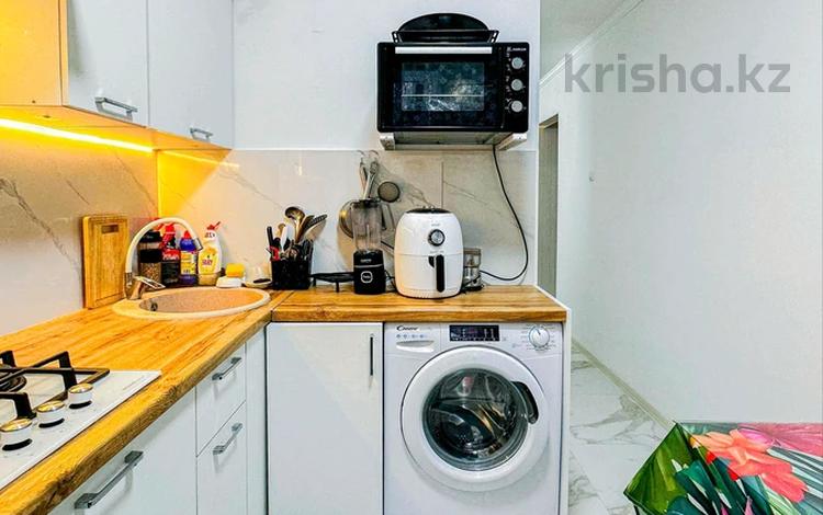 3-бөлмелі пәтер · 60 м² · 3/4 қабат, мкр №2, Сайран — Утеген батыра, бағасы: 40 млн ₸ в Алматы, Ауэзовский р-н — фото 2
