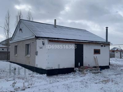 Жеке үй · 3 бөлме · 130 м² · 10 сот., жилой массив Кызылжар 12 — Кундызды 12, бағасы: 19.7 млн ₸ в Актобе