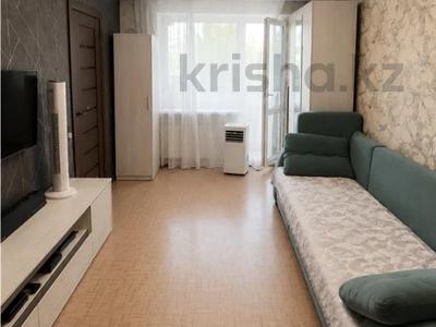 3-комнатная квартира · 48 м² · 4/5 этаж, Пришахтинск, 22й микрорайон за 14.8 млн ₸ в Караганде, Алихана Бокейханова р-н
