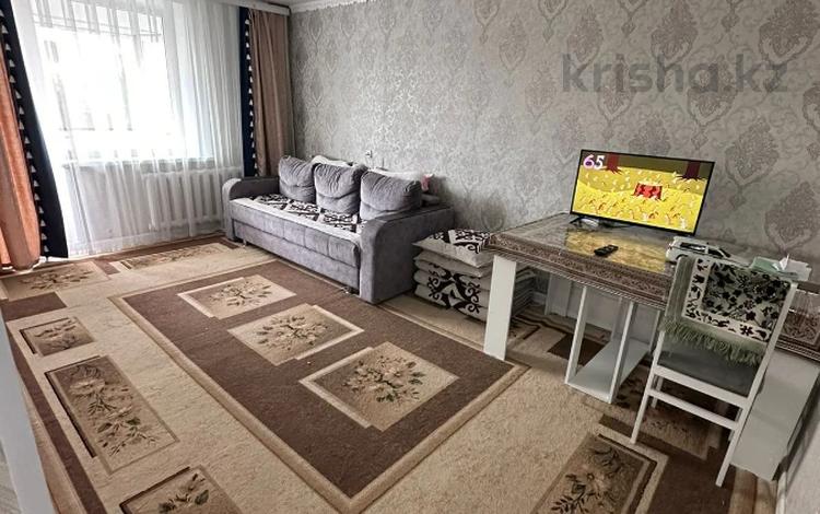 2-комнатная квартира, 54 м², 3/9 этаж, 5 микрорайон 5 за 19.5 млн 〒 в Костанае — фото 2