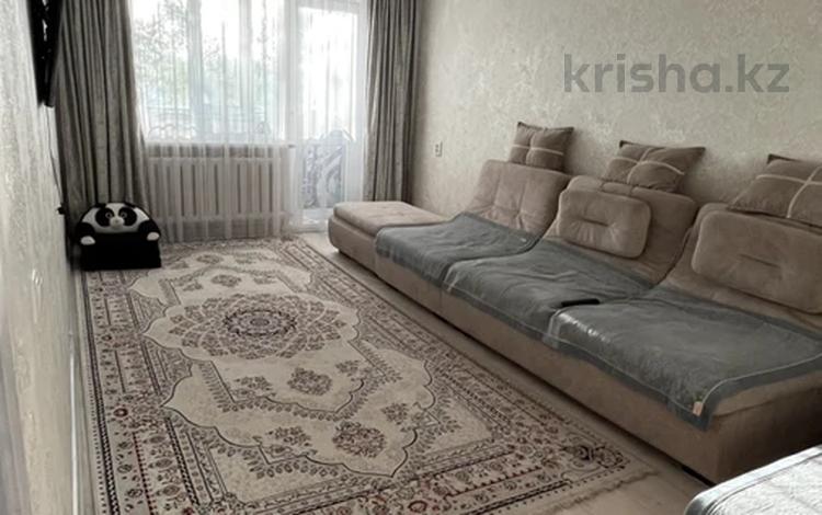 3-бөлмелі пәтер · 63 м² · 1/5 қабат, 18-й мкр. 3, бағасы: 17.5 млн ₸ в Караганде — фото 2