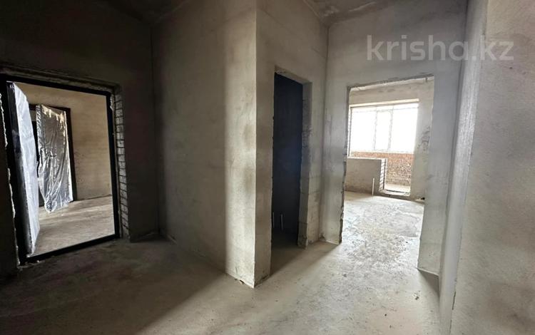 2-комнатная квартира · 70.7 м² · 5/6 этаж, мкр. Алтын орда 353/1 за 13 млн ₸ в Актобе — фото 3