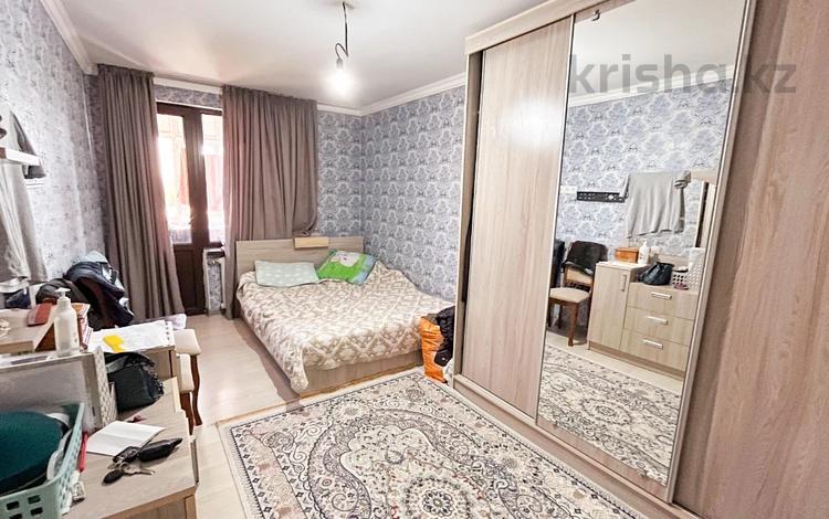 4-комнатная квартира, 74 м², 5/5 этаж, Самал за 18.3 млн 〒 в Талдыкоргане, мкр Самал — фото 10