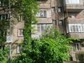 2-бөлмелі пәтер · 52 м² · 2/5 қабат, Рыскулова 58а — Макаренко, бағасы: 35.5 млн ₸ в Алматы, Жетысуский р-н — фото 2