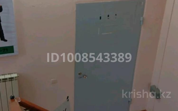 Еркін, дүкендер мен бутиктер · 20 м², бағасы: 70 000 ₸ в Актау, 23-й мкр — фото 2
