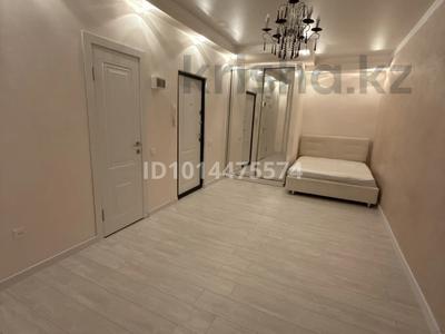 1-комнатная квартира · 32 м² · 4/10 этаж, мкр Аксай-3А 88 — Толе би уг ул. Момышулы за 200 000 ₸ в Алматы, Ауэзовский р-н