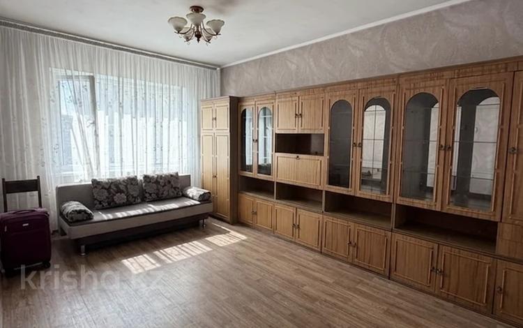 3-комнатная квартира · 68.8 м² · 8/9 этаж, Мкр. Аксай-4 83 за 41.5 млн ₸ в Алматы, Ауэзовский р-н — фото 2